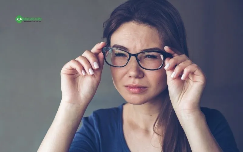 Nguyên nhân mắt lồi cận thị là do trục nhãn cầu dài hơn so với bình thường